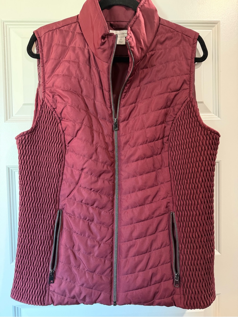 Christopher Banks Quilted zipper vest burgundy with gunmetal. XL